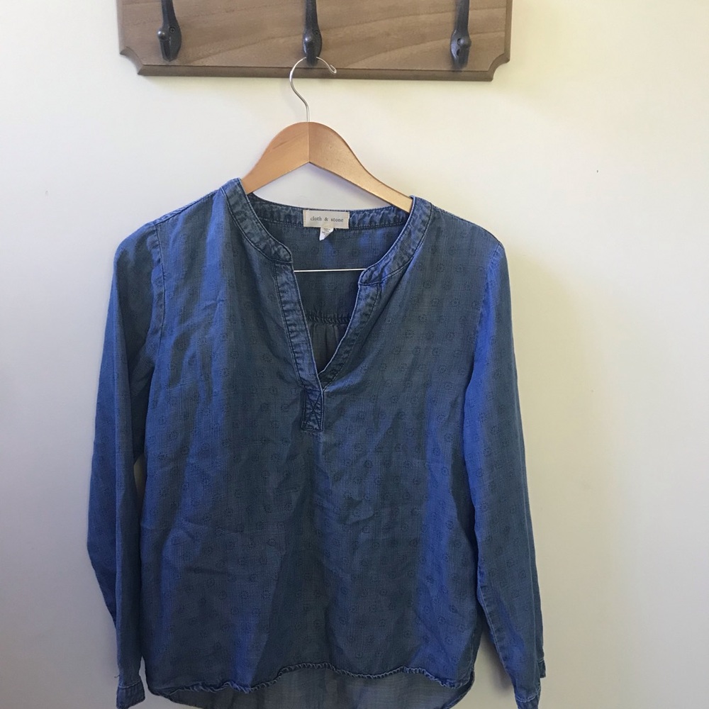 Cloth & Stone Top Sale 🎆 - Picture 4 of 5